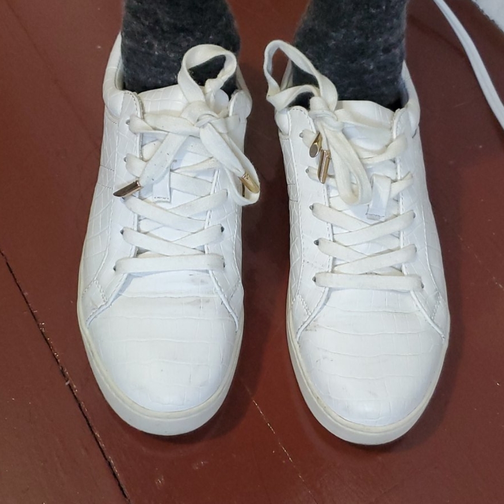 White snackers